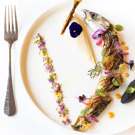 Hotel Logis La Résidence 3*