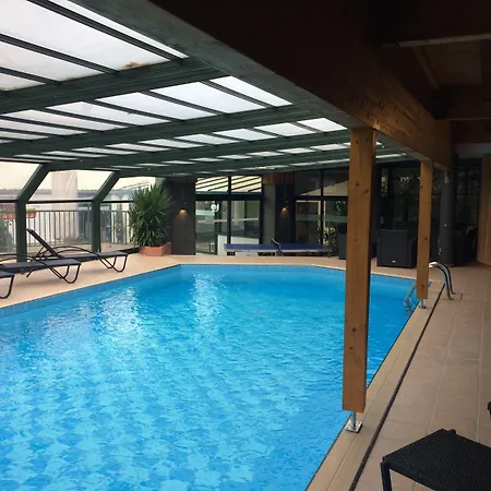 Hotel Logis La Le Val-d'Ajol