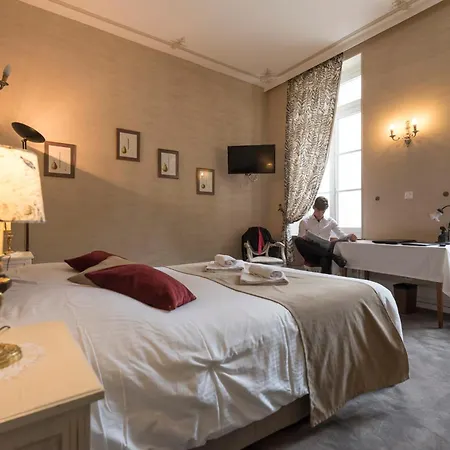Hotel Logis La 3*