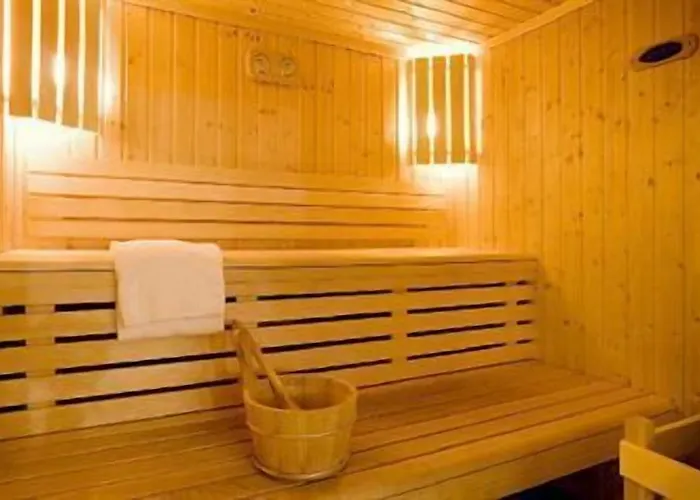 Logis La Hotel Le Val-dʼAjol