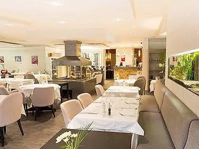 Hotel Logis La Le Val-dʼAjol